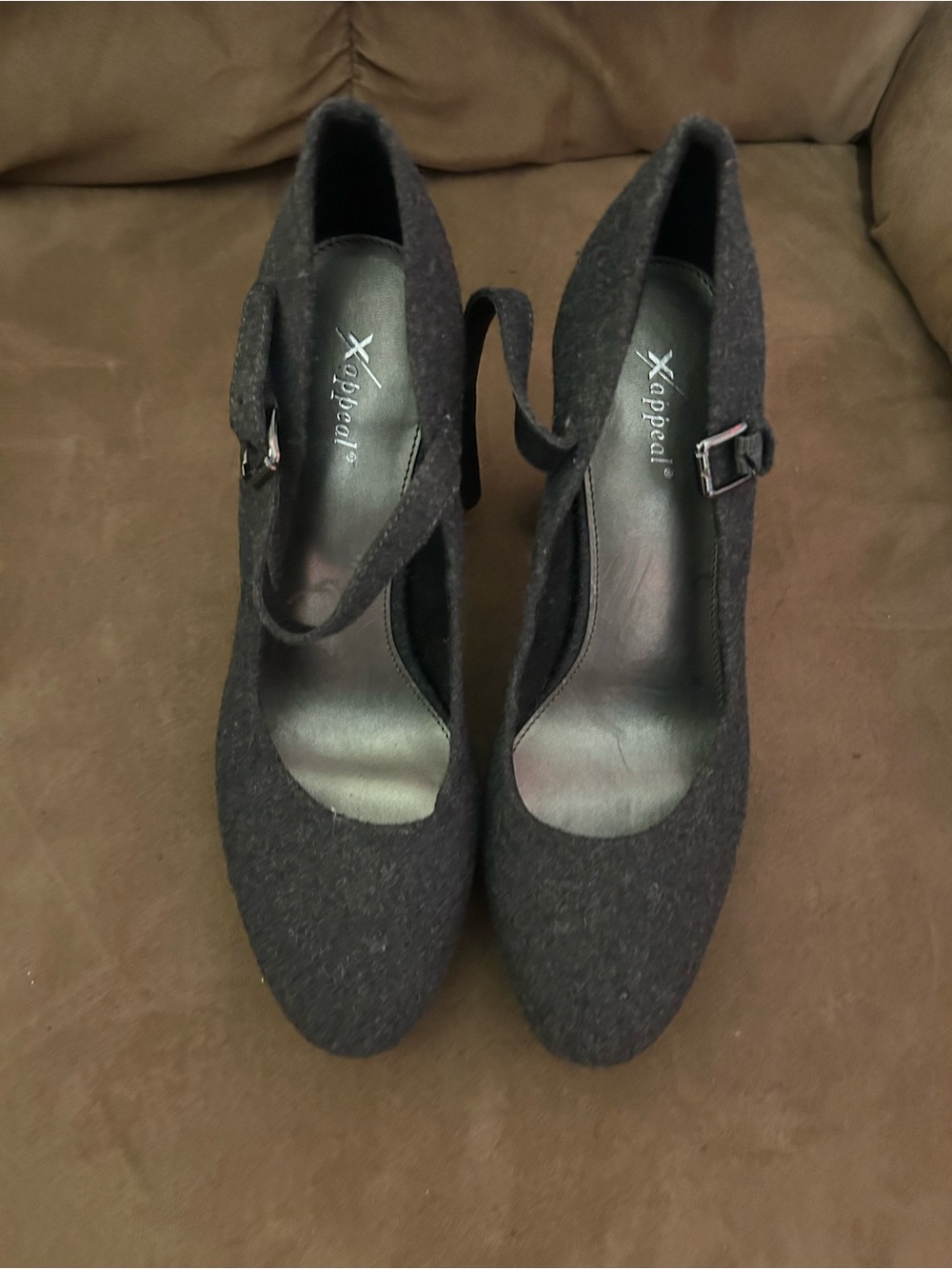 Gray Heels